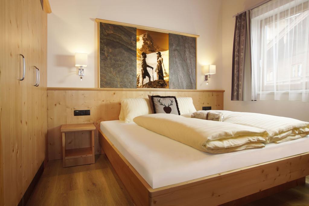 Hotel Haus Hintertux Pokoj fotografie